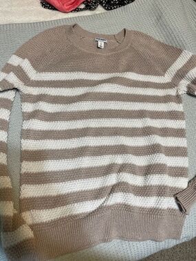 Old navy striped sweater
